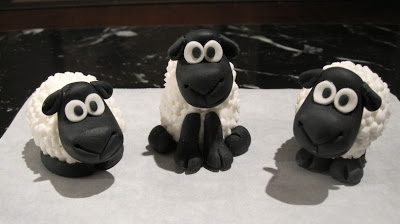 Fondant sheep close up.